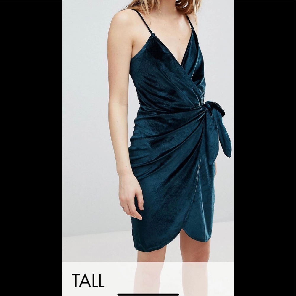 Emerald Green Tie Waist Mini Dress